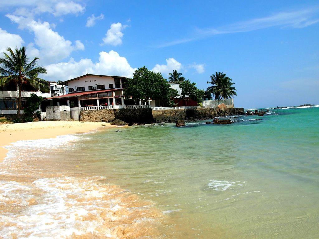 Sun N Sea Hotel Unawatuna Exteriör bild